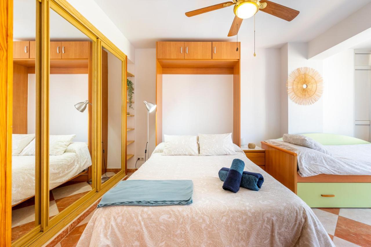 Sunny Seaside Apartment 아로요 데 라 미엘 외부 사진